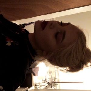 Meet your Posher, Clara